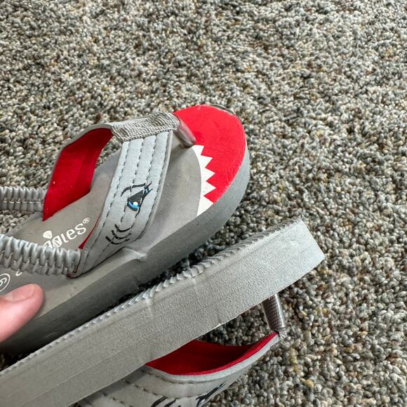 Swiggles Baby Boys Size 6 Shark Sandals w/ Ankle Straps Open Toe Secure Fit - Picture 6 of 7